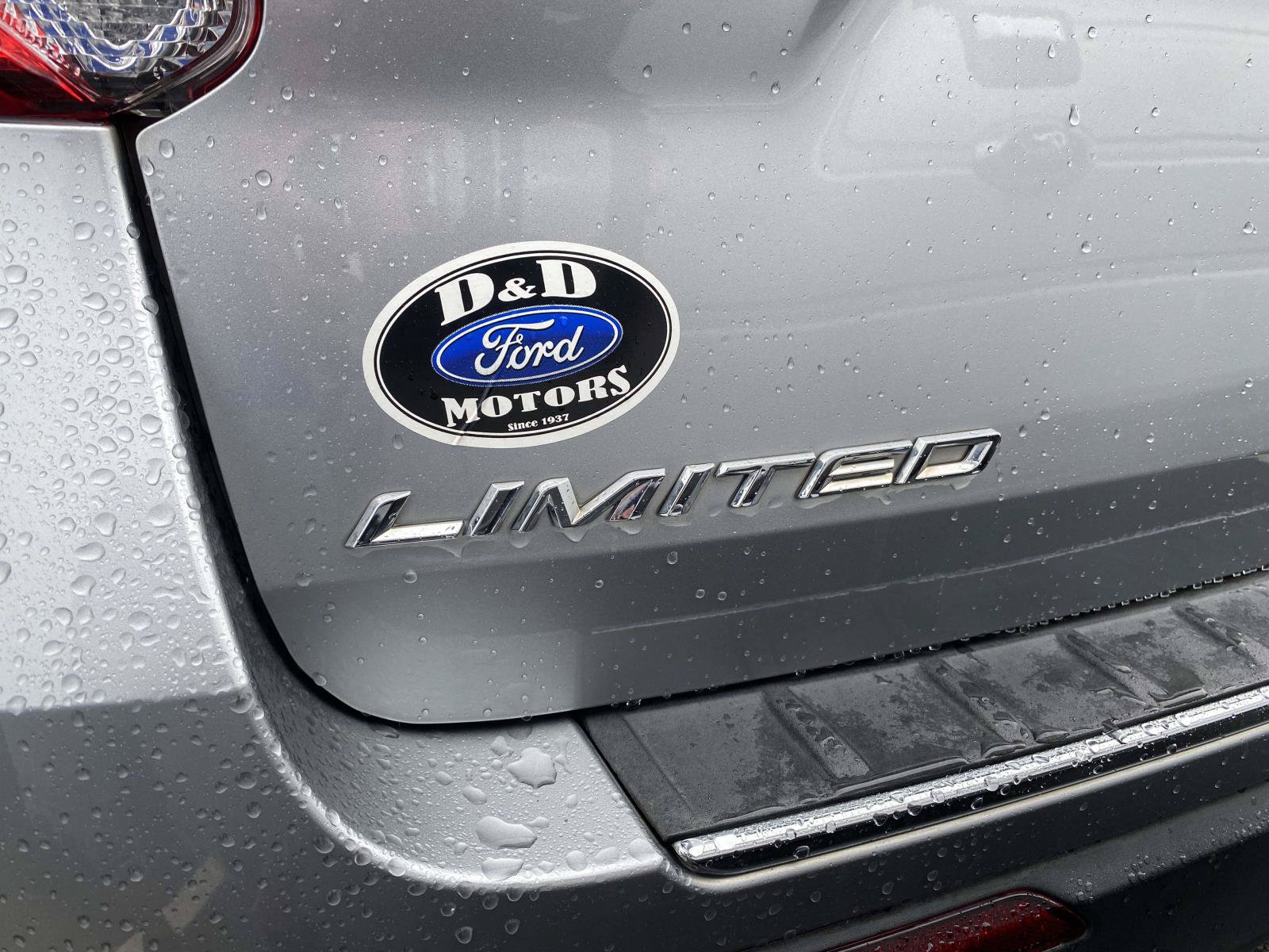 Used 2020 Ford Explorer Limited w/ Class III Trailer Tow Package RWD image 11