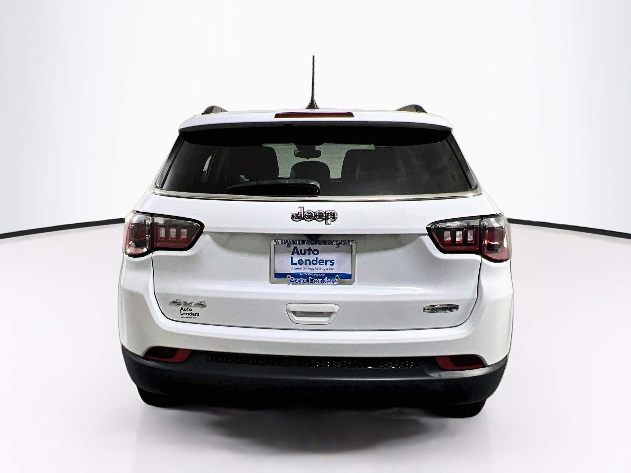 Used 2022 Jeep Compass Latitude w/ Sun and Sound Group AWD/4WD image 6
