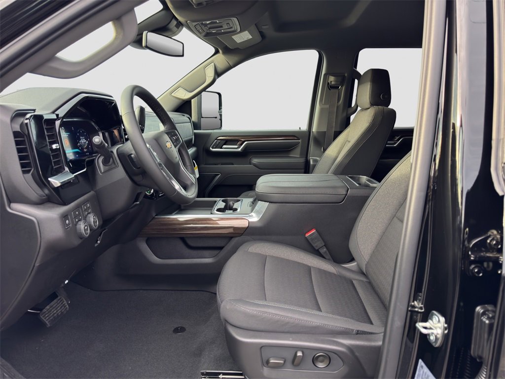 New 2026 Chevrolet Silverado 2500 LT w/ All Star Edition image 9