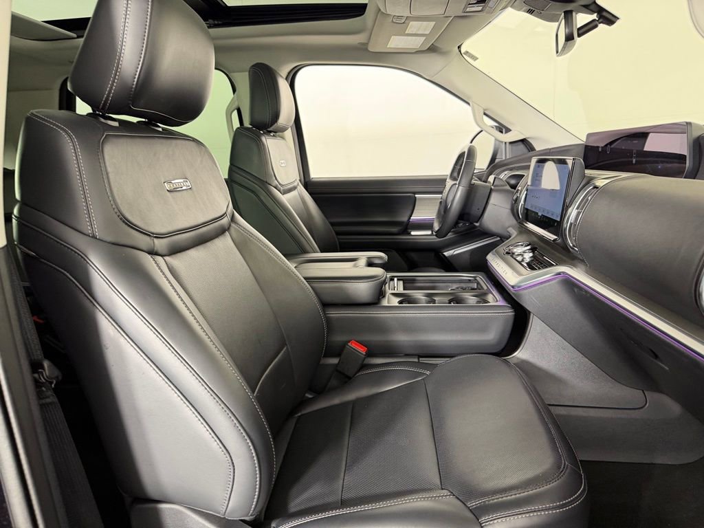 Used 2025 Ford Expedition Max Platinum image 36