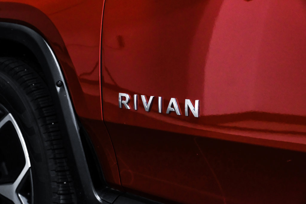 Used 2023 Rivian R1T Adventure Dual AWD/4WD image 64