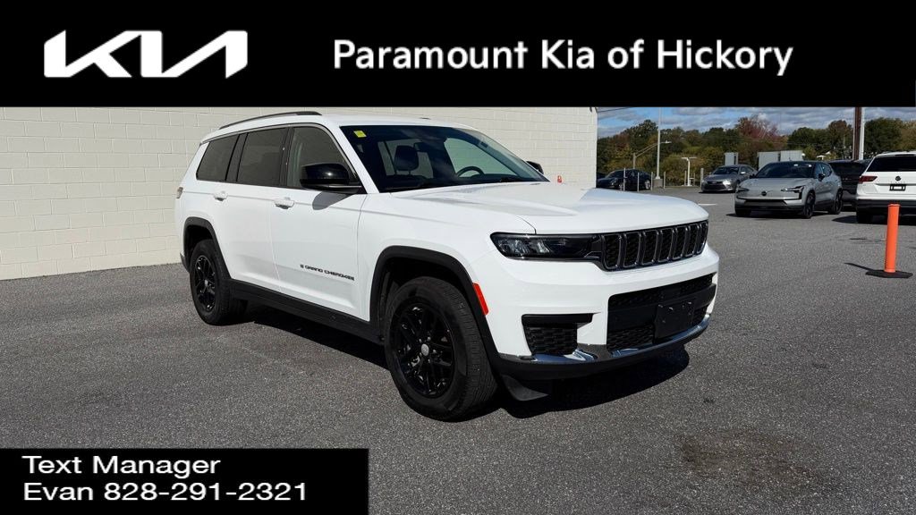 Used 2023 Jeep Grand Cherokee L Laredo image 23