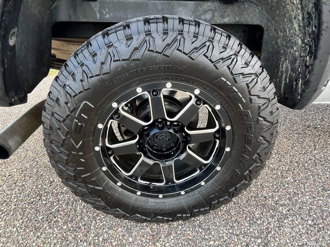 Used 2012 RAM 3500 ST w/ Chrome Appearance Group AWD/4WD image 9