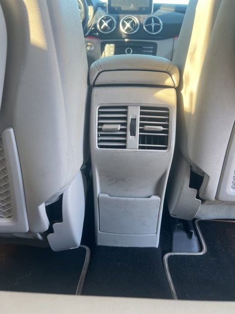 Used 2016 Mercedes-Benz B 250e image 27