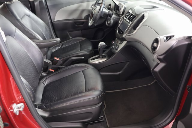 Used 2014 Chevrolet Sonic LTZ image 22