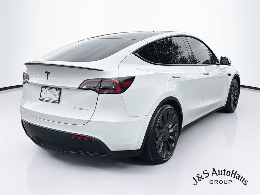 Used 2023 Tesla Model Y Performance AWD/4WD image 7