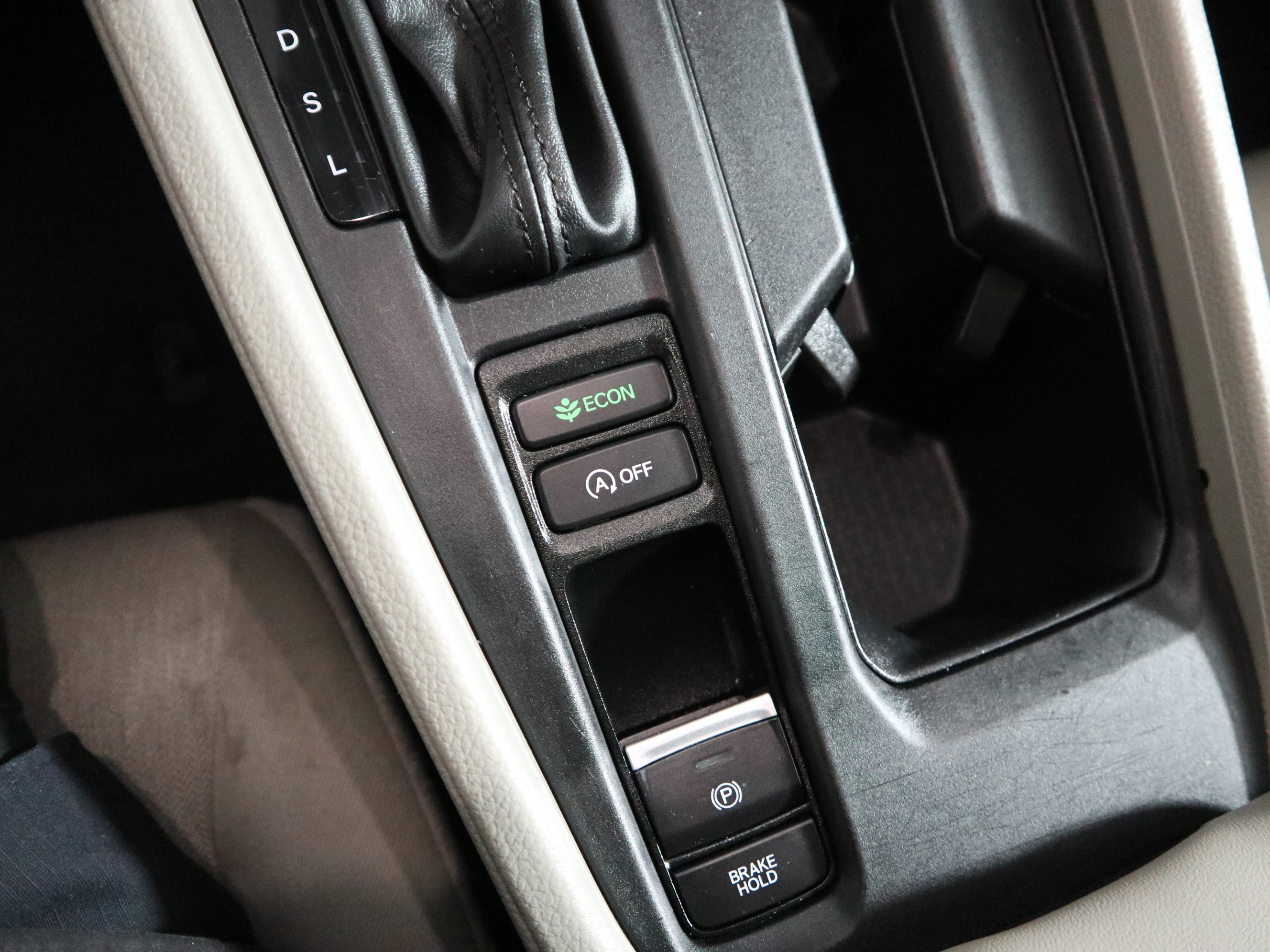 Used 2024 Honda Accord LX image 28