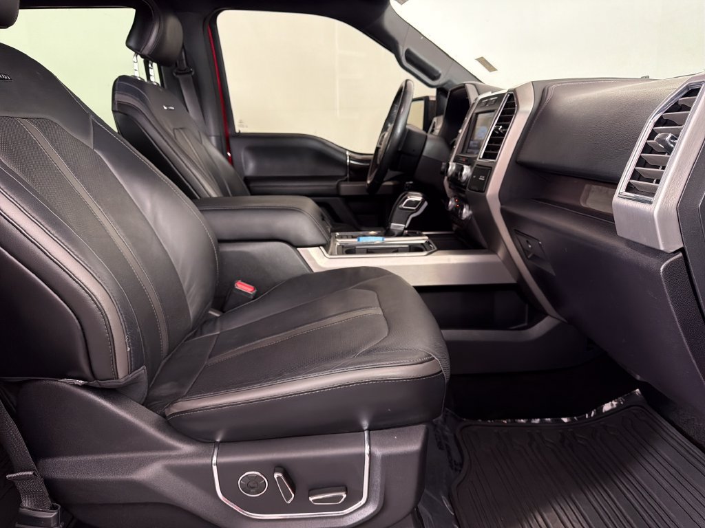 Used 2015 Ford F150 Platinum w/ Equipment Group 701A Luxury AWD/4WD image 20
