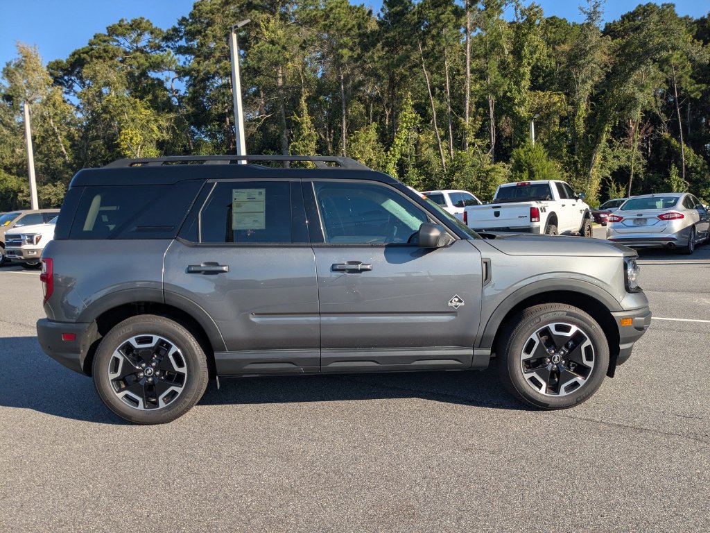 Certified 2024 Ford Bronco Sport Outer Banks AWD/4WD image 3