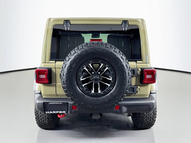 Used 2025 Jeep Wrangler Unlimited Rubicon AWD/4WD image 8