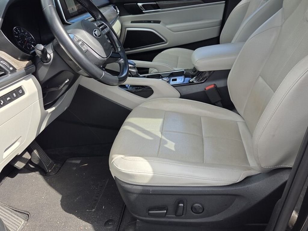 Used 2021 Kia Telluride EX w/ EX Premium Package FWD image 5