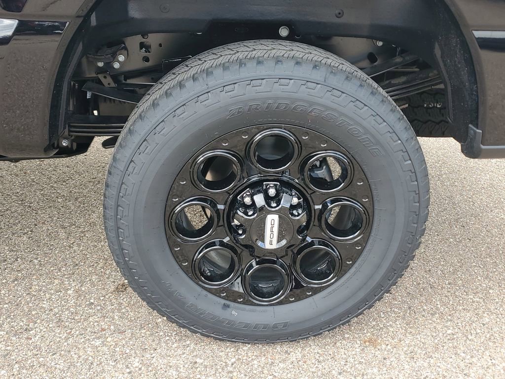 New 2026 Ford F350 4x4 Crew Cab Super Duty image 5