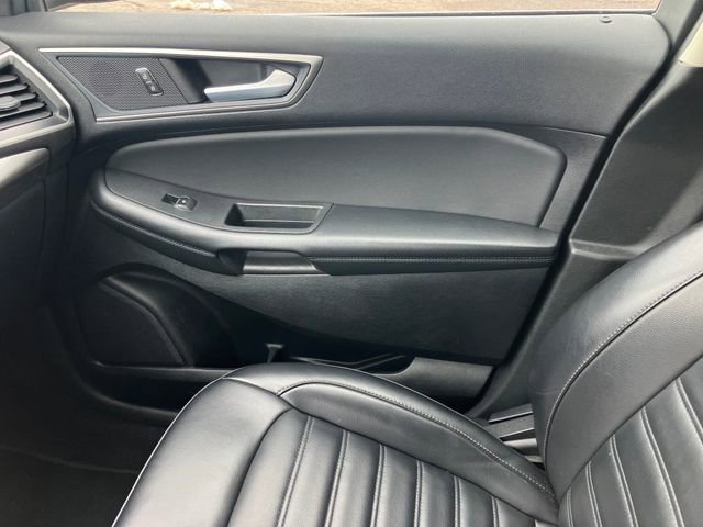 Used 2024 Ford Edge SEL image 8