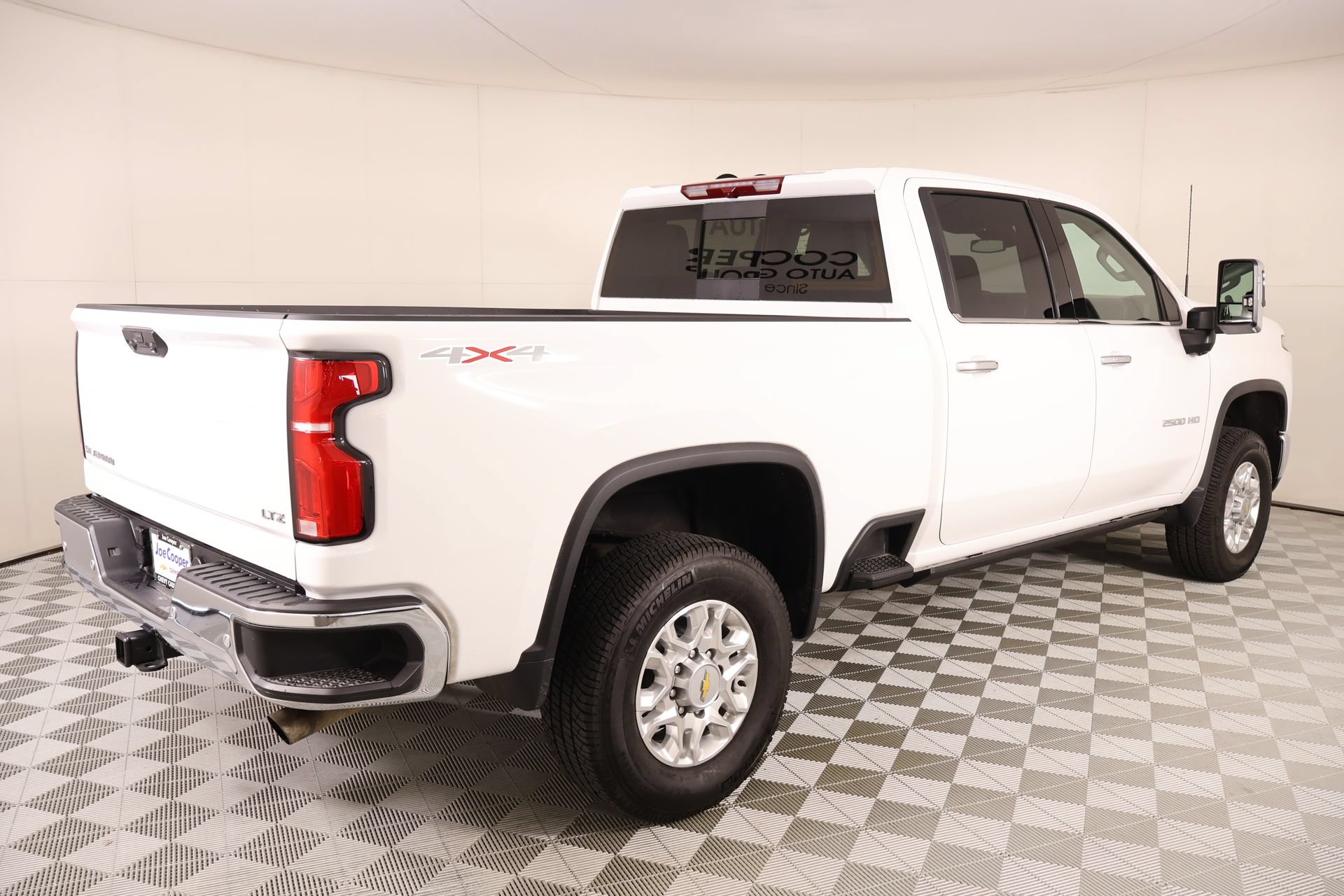 Used 2025 Chevrolet Silverado 2500 LTZ w/ LTZ Convenience Package AWD/4WD image 20
