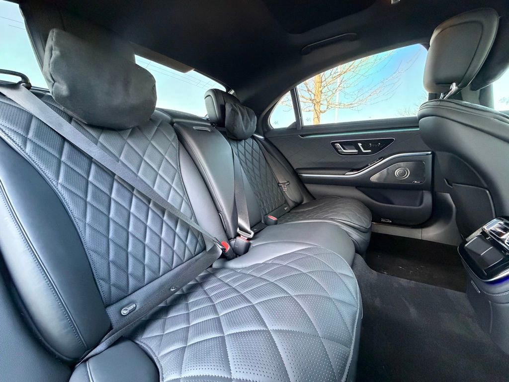 Used 2025 Mercedes-Benz S 580 4MATIC Sedan image 38