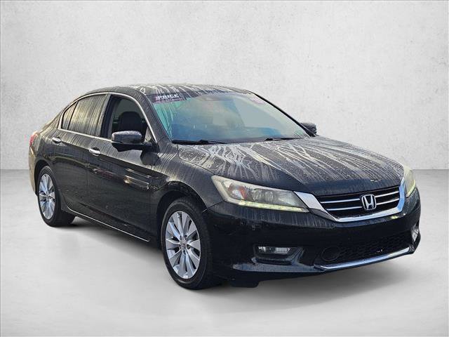 Used 2015 Honda Accord Touring image 3