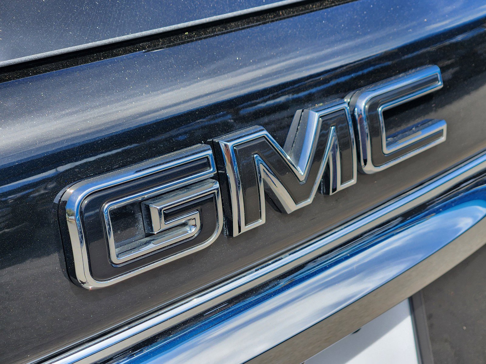 Used 2024 GMC Terrain Denali w/ Denali Premium Package image 30