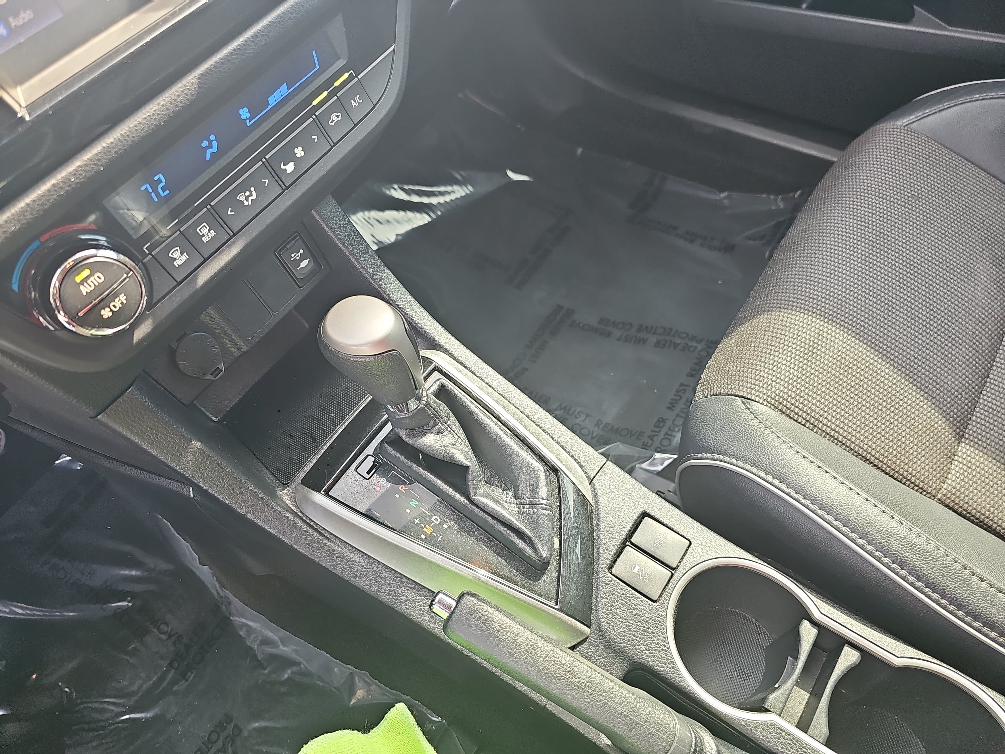 Used 2015 Toyota Corolla S FWD image 23