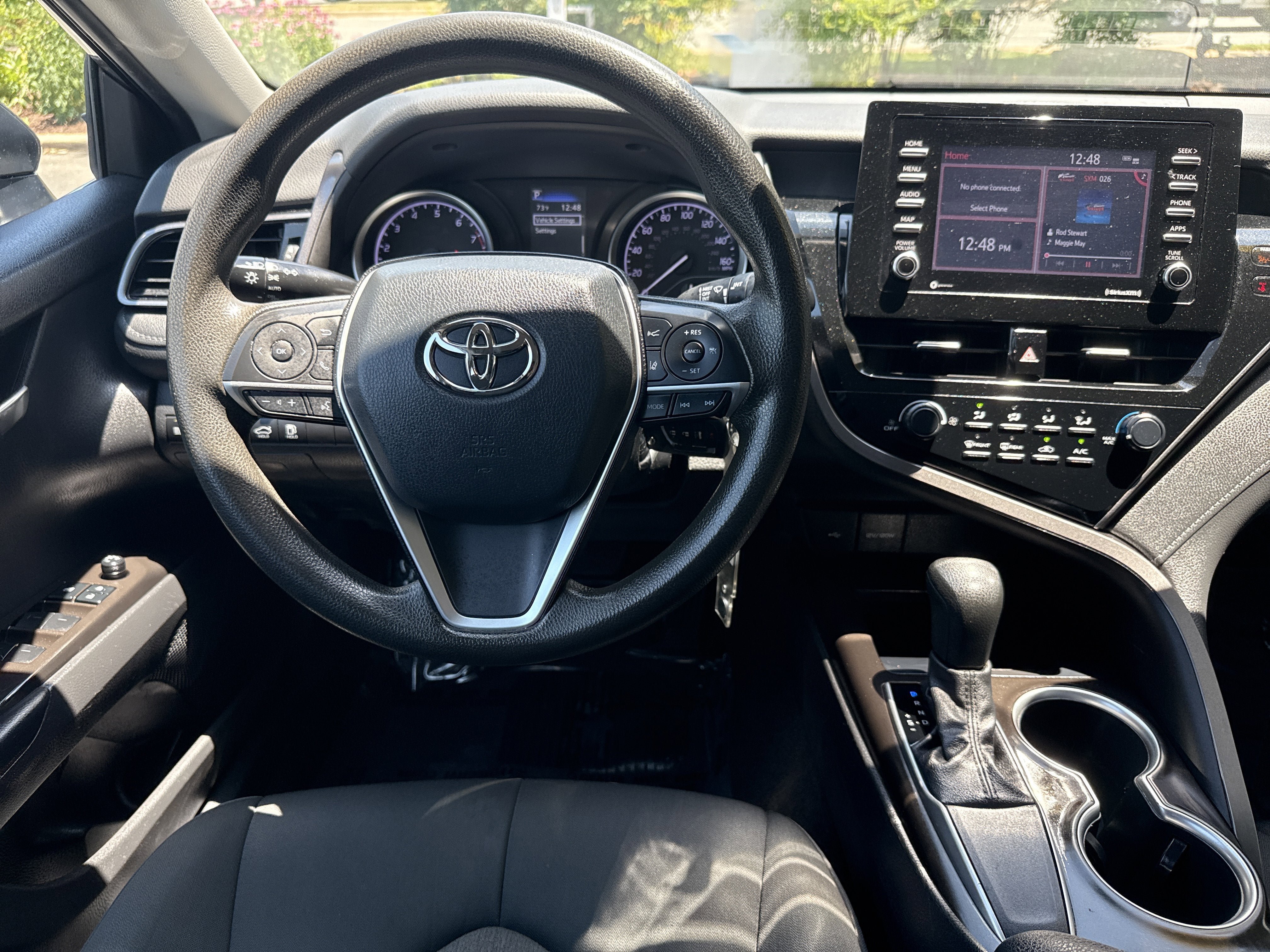Used 2021 Toyota Camry LE FWD image 8