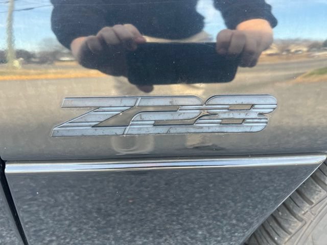 Used 2002 Chevrolet Camaro Z28 w/ Sport Appearance Pkg RWD image 8