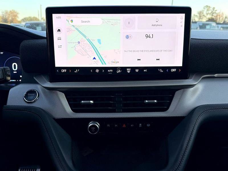 Used 2025 Ford Explorer Active image 38