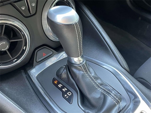 Used 2018 Chevrolet Camaro LT w/ Technology Package image 30