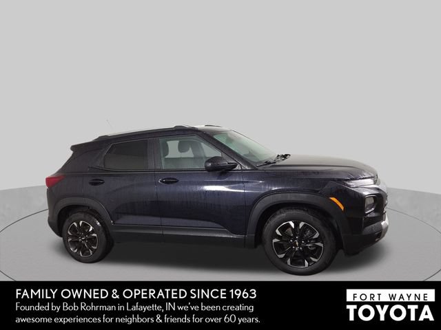 Used 2021 Chevrolet TrailBlazer LT w/ Convenience Package FWD image 5