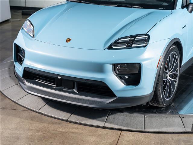 New 2025 Porsche Macan 4S Electric image 11