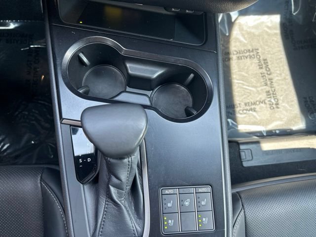 Certified 2023 Lexus UX 250h FWD w/ Accessory Package (Z1) image 14