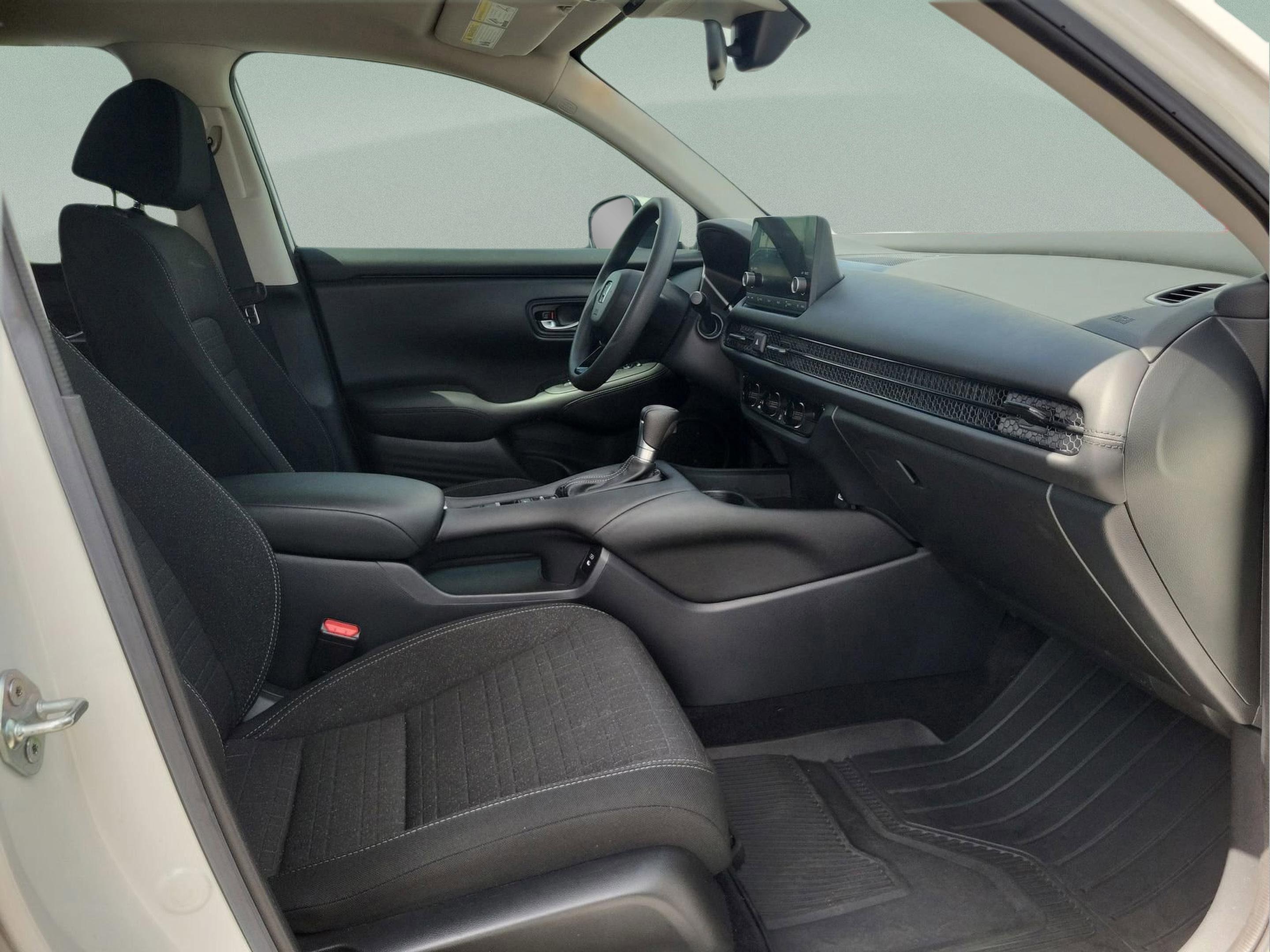 Certified 2024 Honda HR-V LX image 20