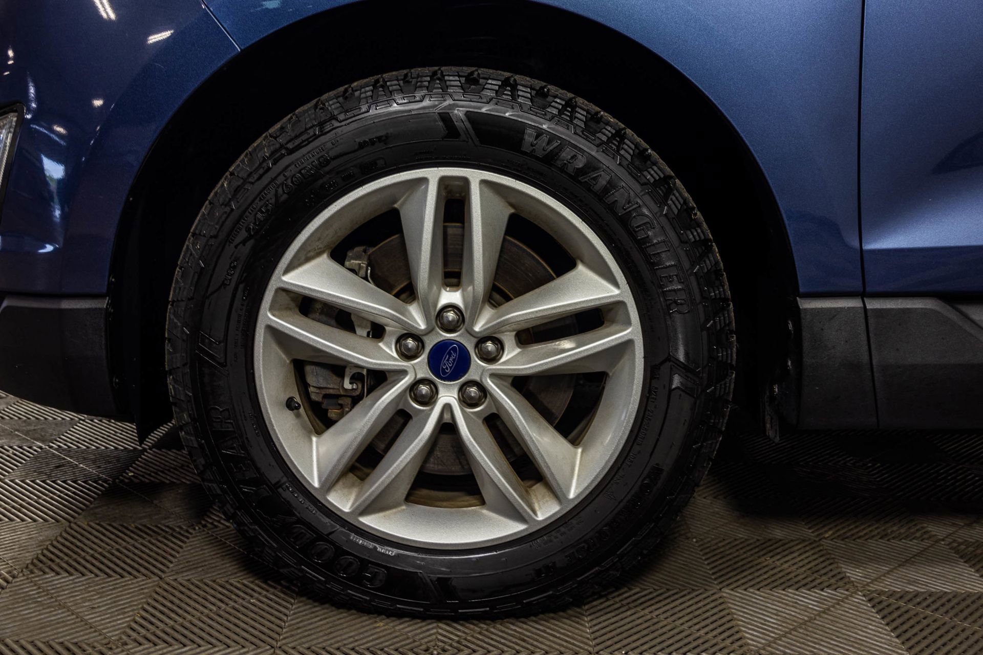 Used 2018 Ford Edge SEL w/ Equipment Group 201A AWD/4WD image 51