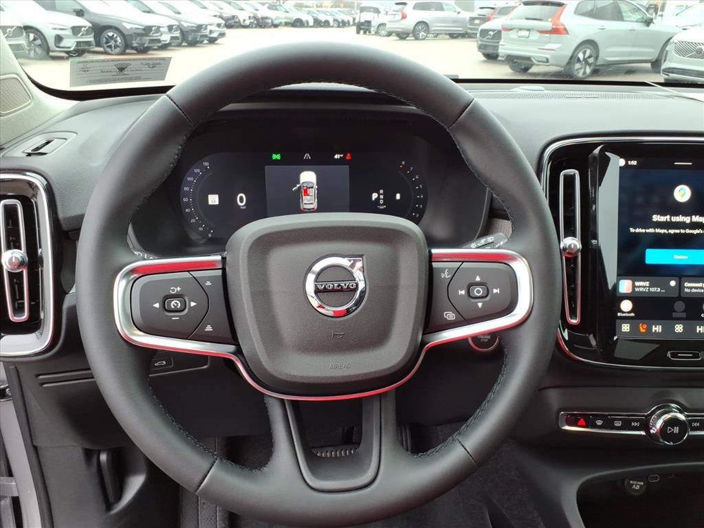 Certified 2026 Volvo XC40 B5 Plus w/ Climate Package AWD/4WD image 14