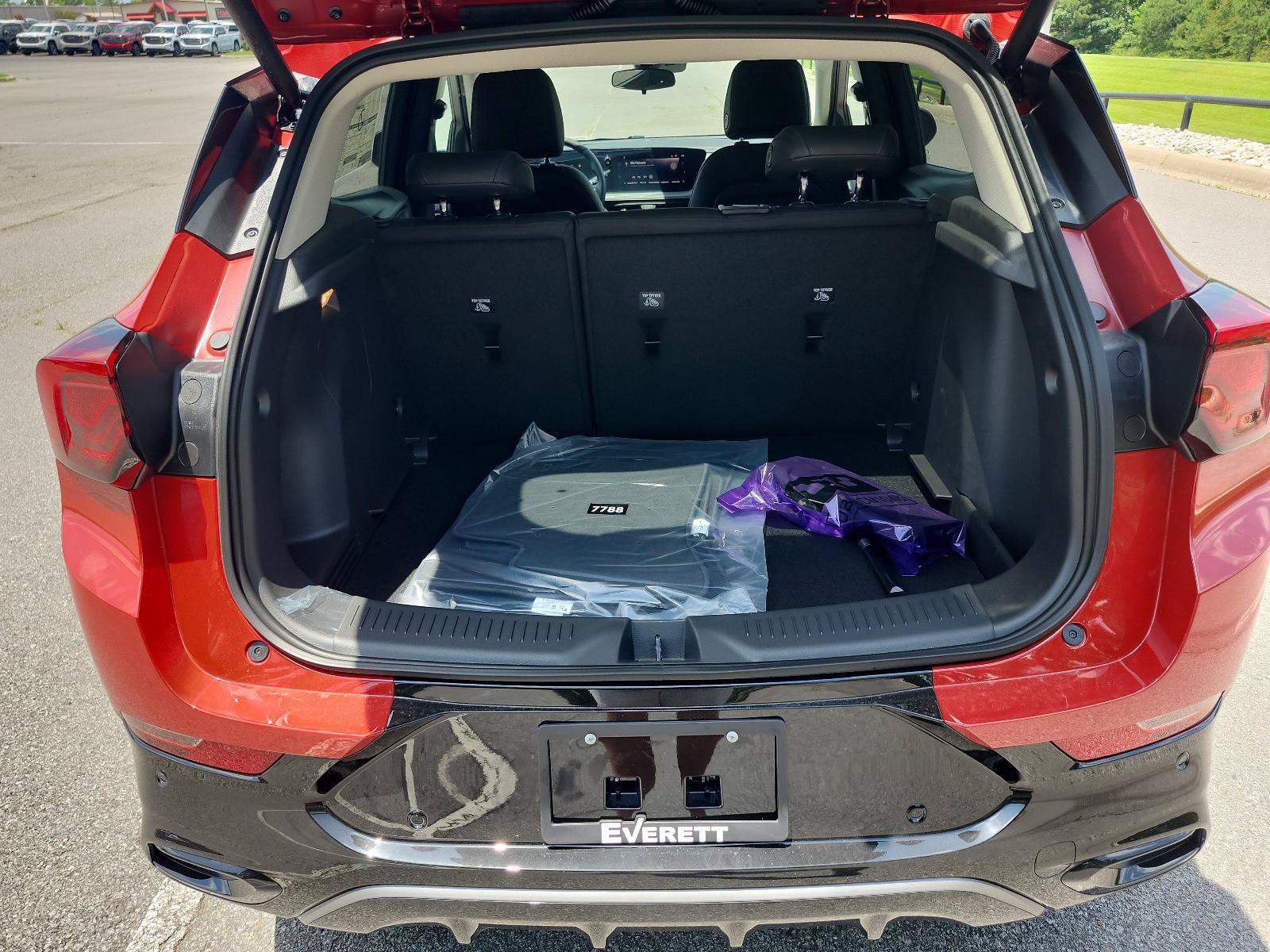 New 2026 Buick Encore GX Sport Touring w/ Advanced Technology Package AWD/4WD image 9