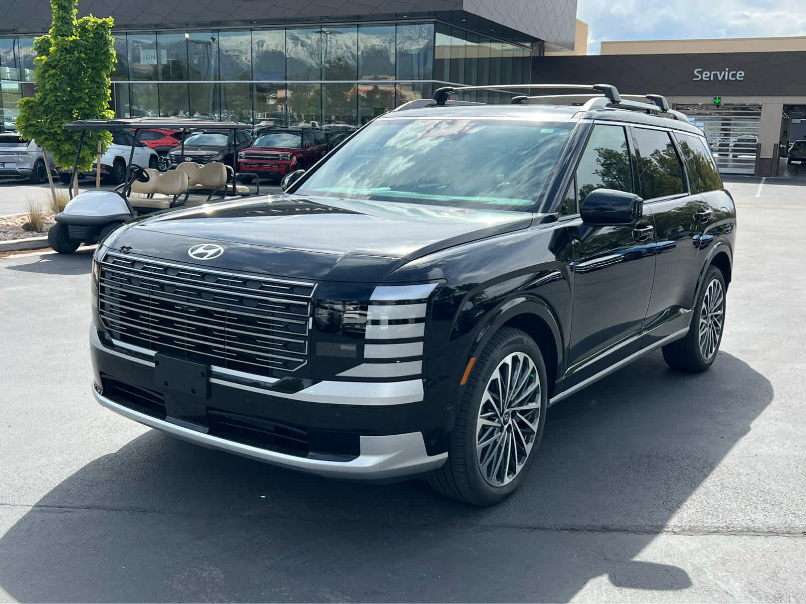 Certified 2026 Hyundai Palisade Calligraphy AWD/4WD image 2