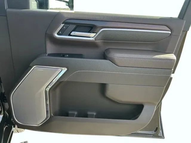 New 2026 GMC Sierra 3500 Denali w/ Technology Package image 16