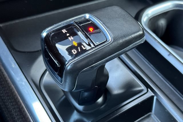 Used 2022 Chevrolet Silverado 1500 RST AWD/4WD image 34