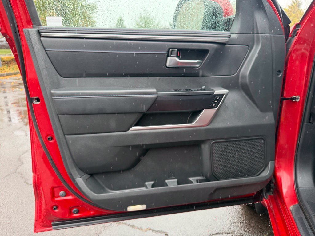 Used 2024 Toyota Sequoia Platinum AWD/4WD image 11