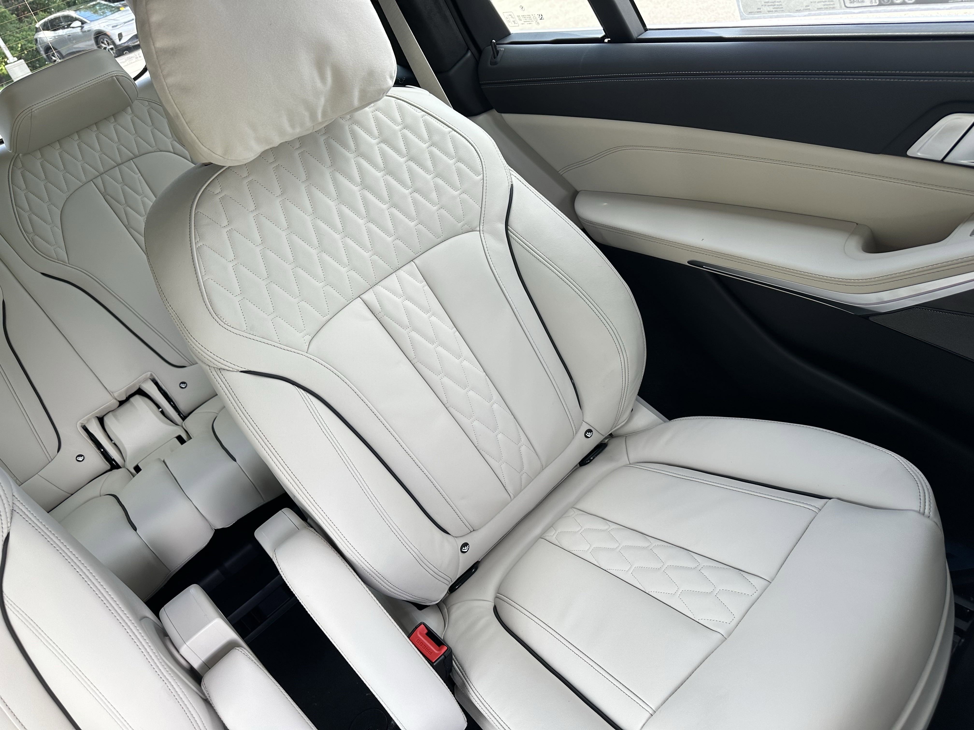 New 2026 BMW X7 xDrive40i image 16