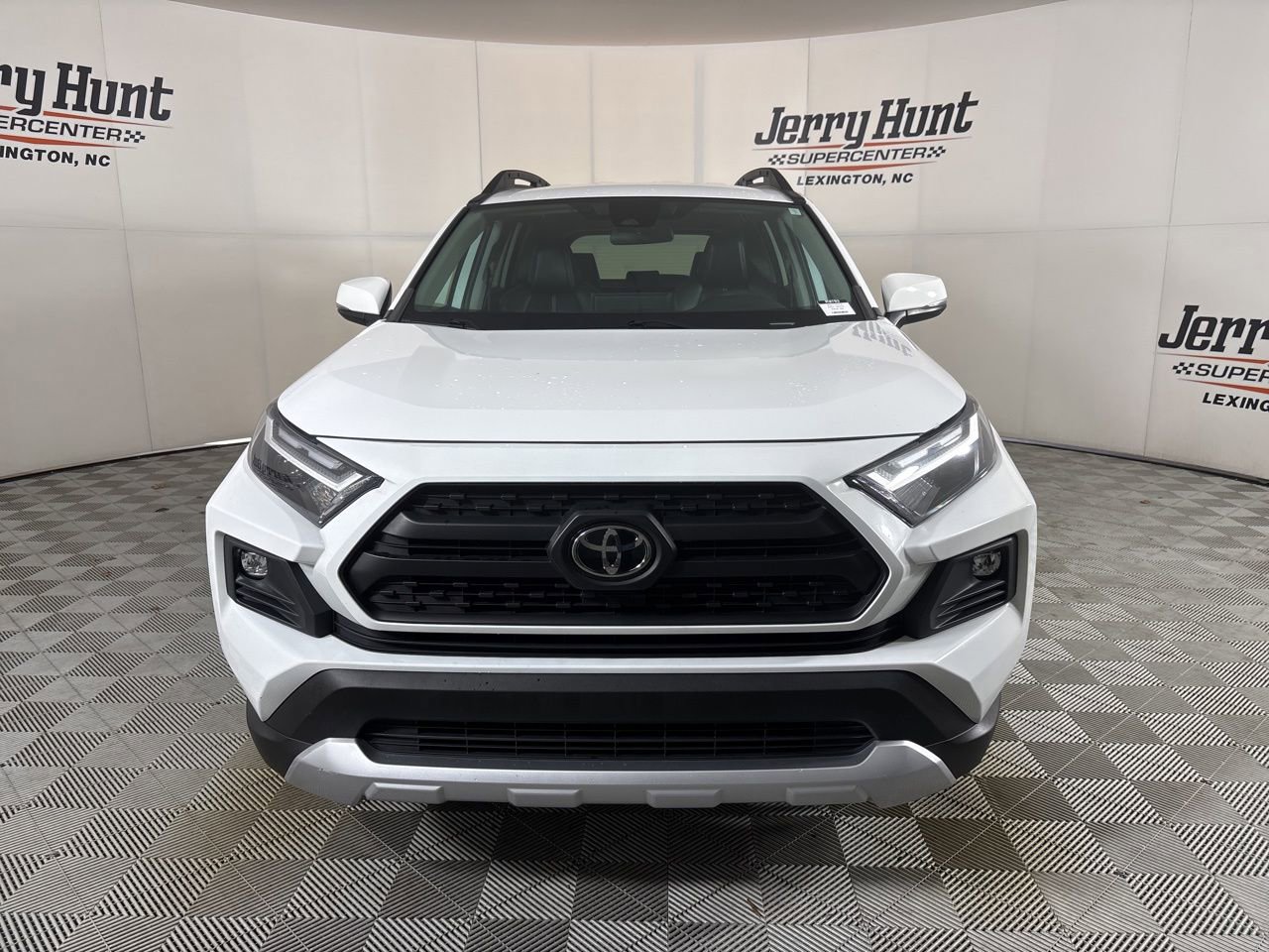 Used 2023 Toyota RAV4 Adventure image 2