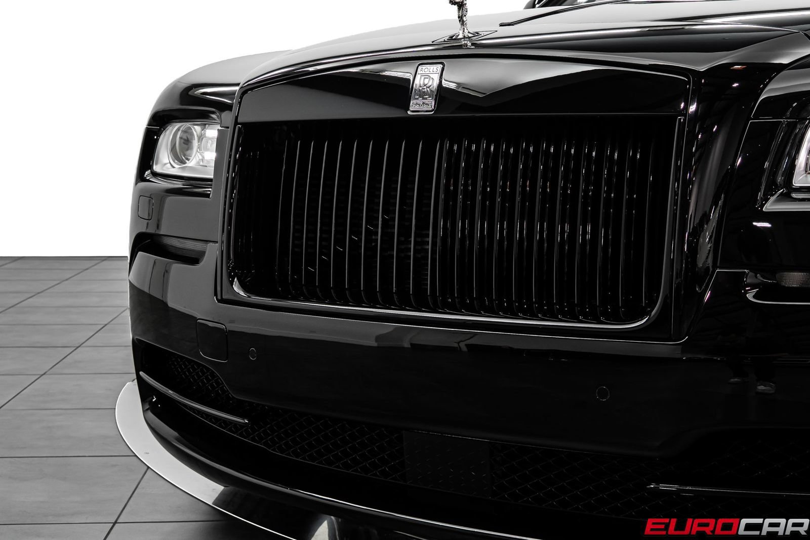 Used 2016 Rolls-Royce Wraith RWD image 14