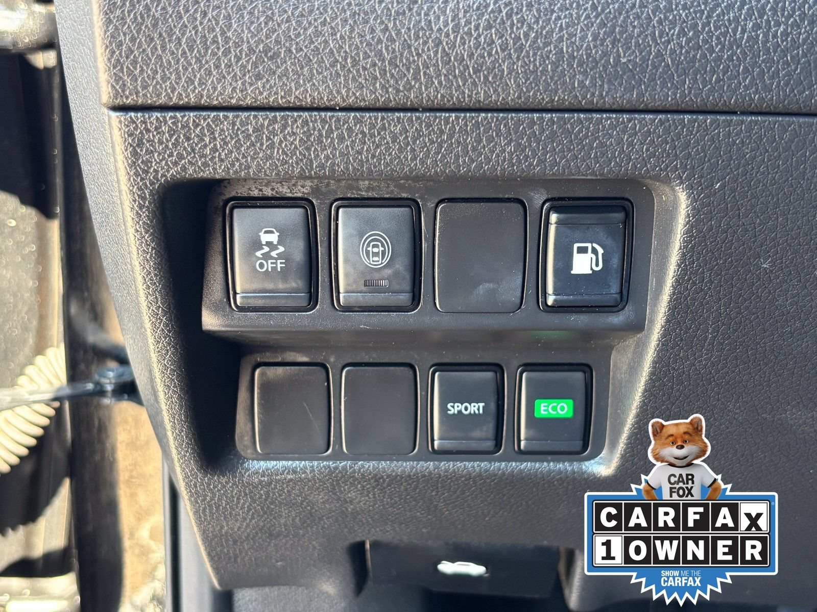 Used 2020 Nissan Rogue S FWD image 31