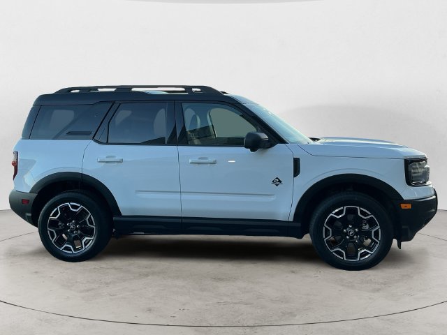Used 2025 Ford Bronco Sport Outer Banks w/ Outer Banks Tech Package+ AWD/4WD image 4