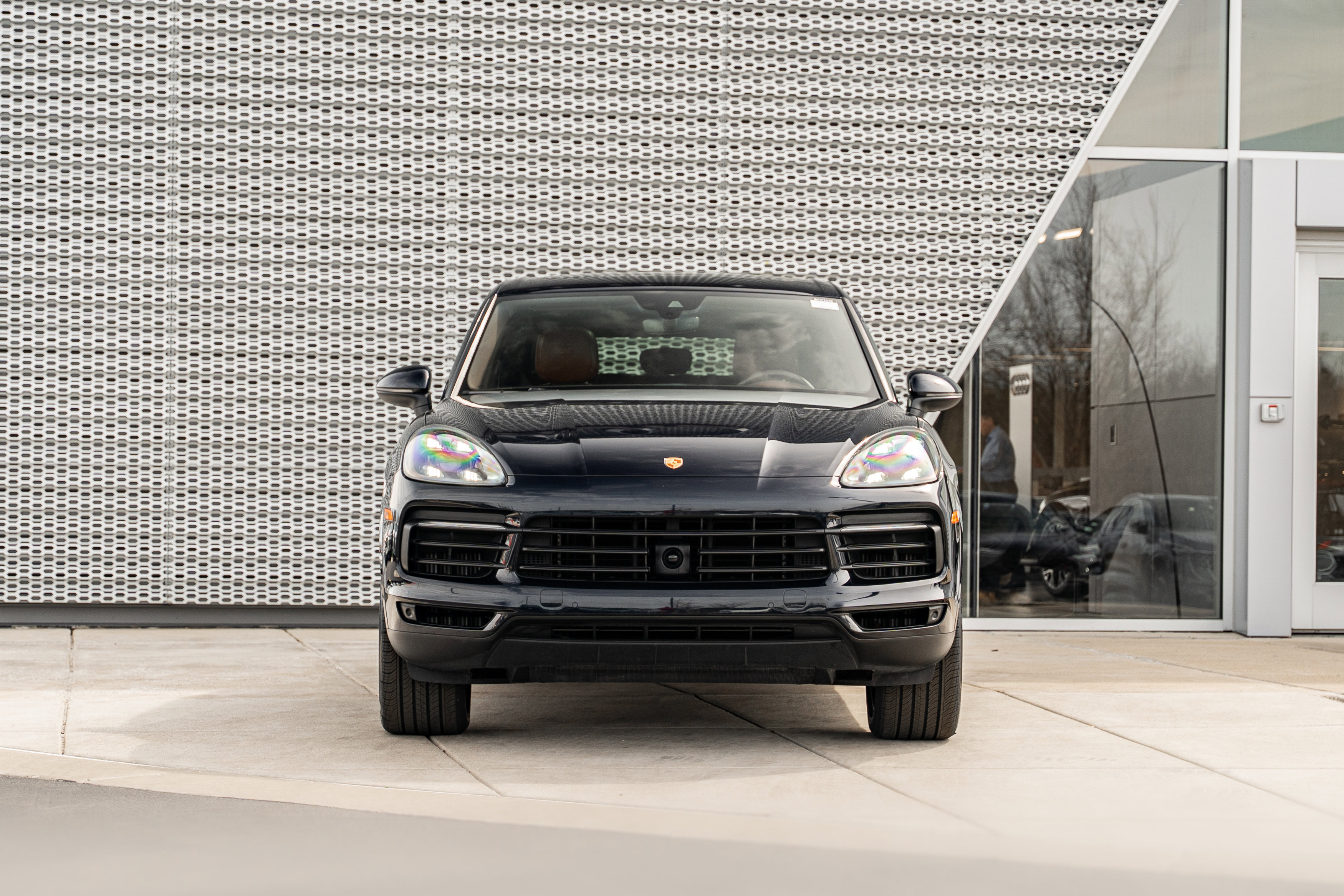 Used 2021 Porsche Cayenne image 38