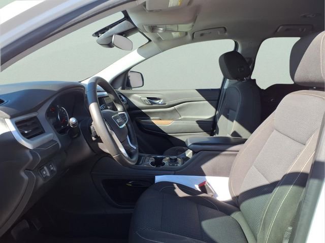 Used 2023 GMC Acadia SLE w/ Driver Convenience Package FWD image 23
