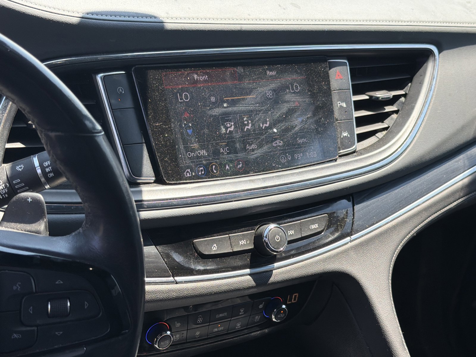 Used 2022 Buick Enclave Premium FWD image 17