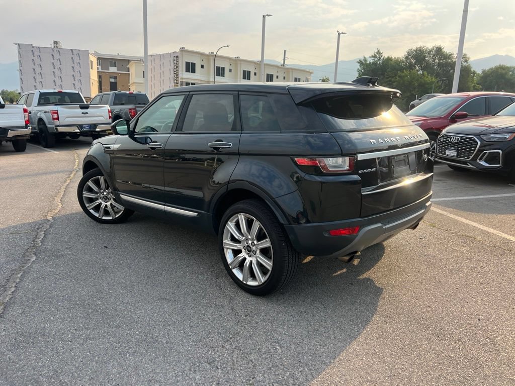 Used 2017 Land Rover Range Rover Evoque HSE AWD/4WD image 11