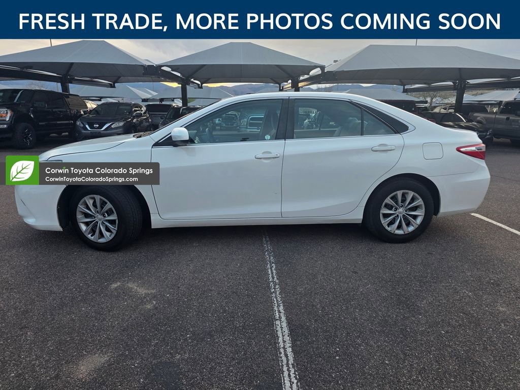 Used 2017 Toyota Camry LE FWD image 4
