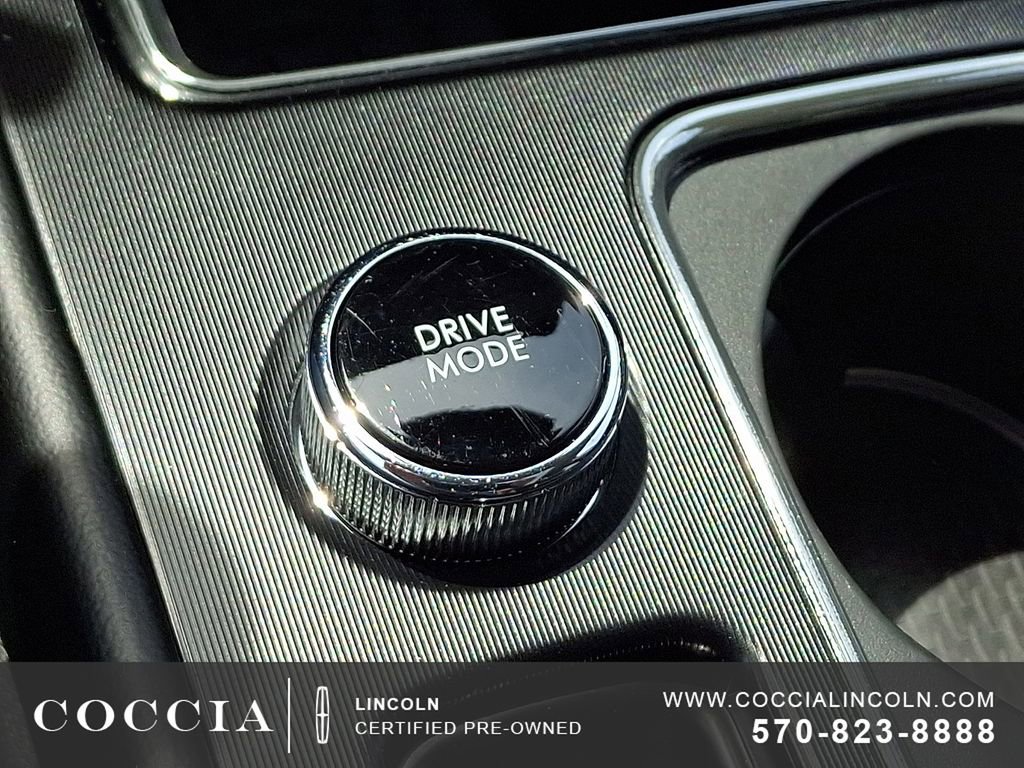 Used 2024 Lincoln Corsair Reserve w/ Equipment Group 201A image 25