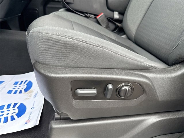 Used 2022 Chevrolet Silverado 1500 LT image 12