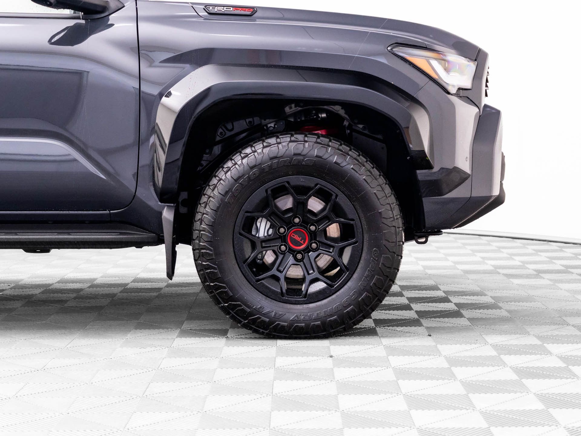 Used 2025 Toyota 4Runner TRD Off-Road AWD/4WD image 35